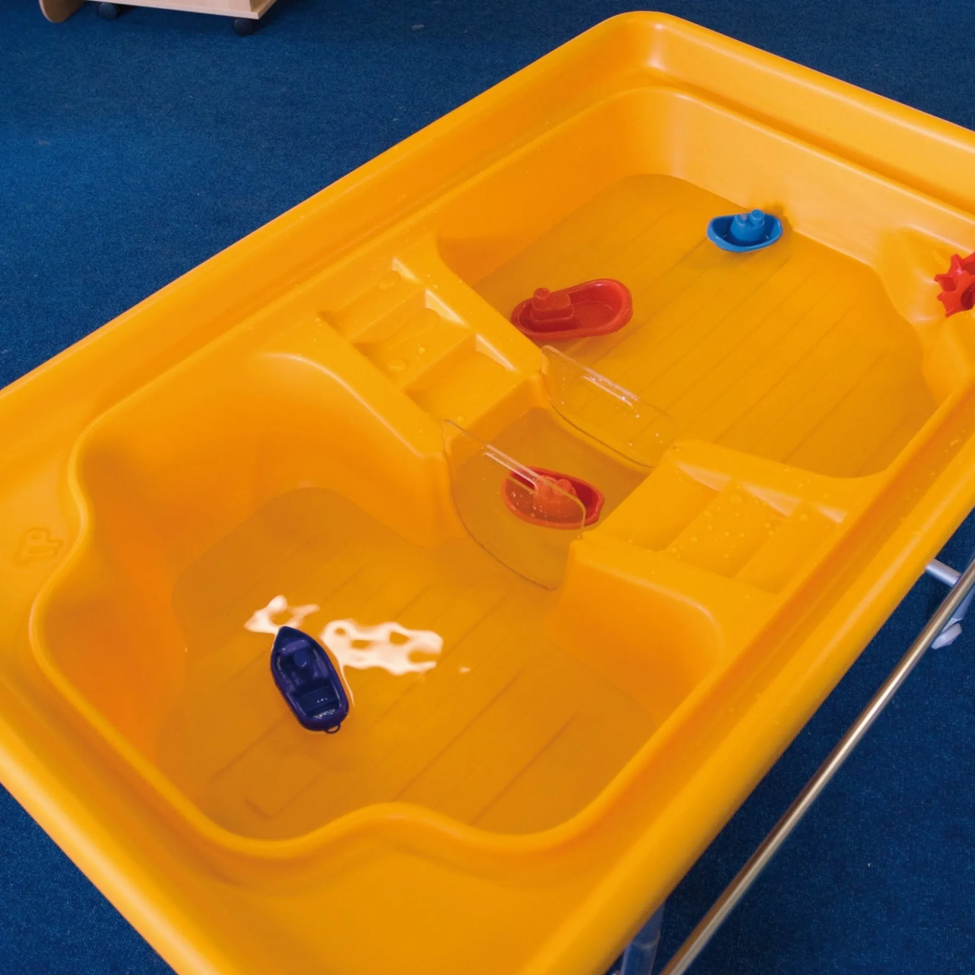 Cascade Yellow Tray