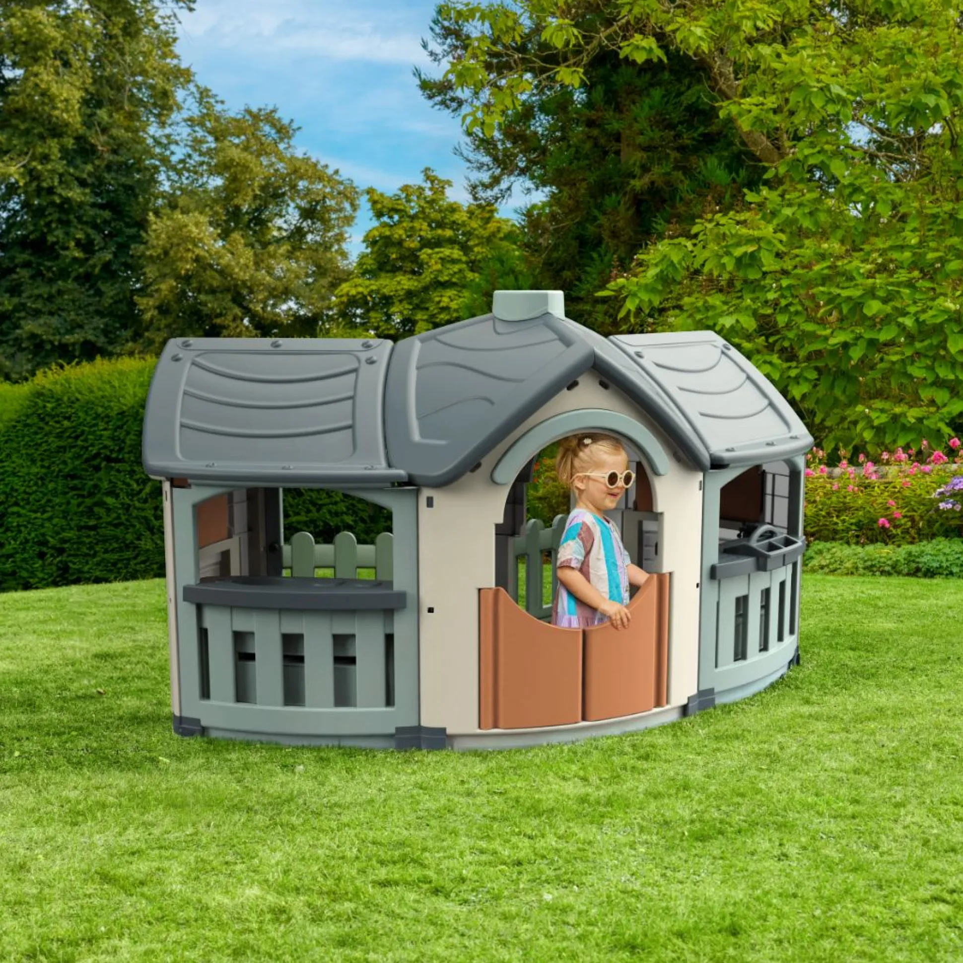 Palplay Grand Villa Plastic Playhouse